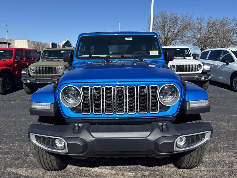 New 2026 Jeep Wrangler 4-door SaharaImage 2