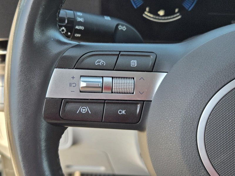 Used 2024 Hyundai Kona SEL FWD