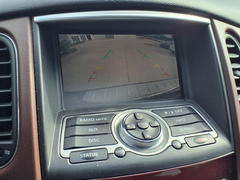2017 INFINITI QX50 BaseImage 23