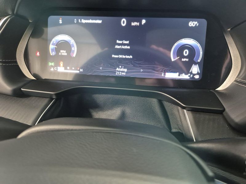 2025 Jeep Grand Cherokee L Altitude X 4x4Image 28
