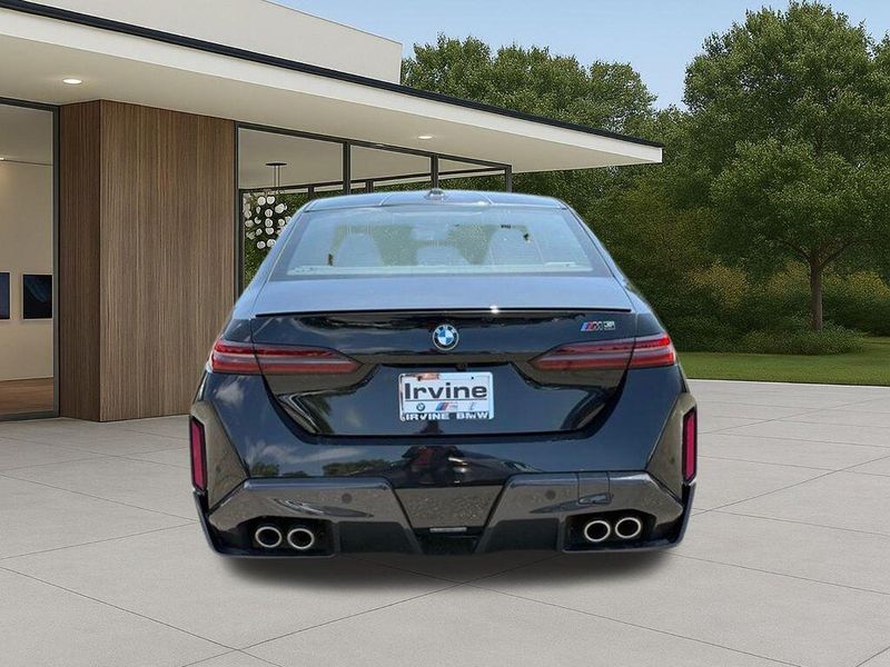 New 2026 BMW M5 BaseImage 10