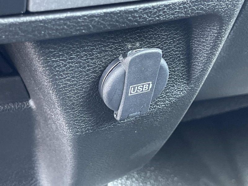 New 2024 RAM 1500 Classic Tradesman Crew Cab 4x4 5'7' Box
