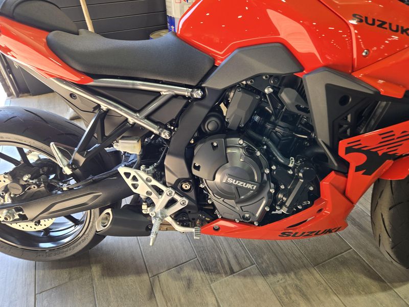 NEW 2026 SUZUKI GSX 8R Image 9