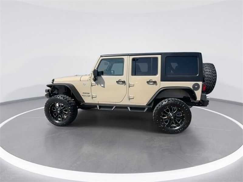 2018 Jeep Wrangler Unlimited Sport S photo 4