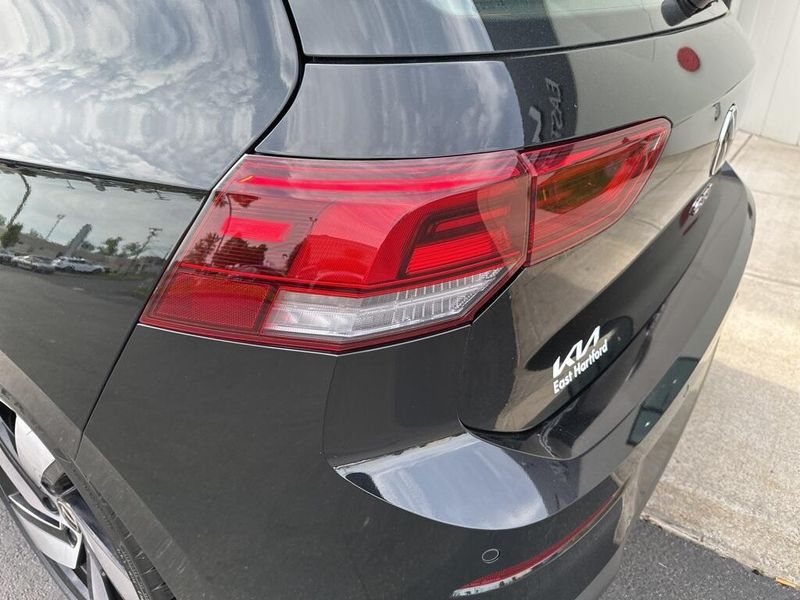 2024 Volkswagen Golf GTI 2.0T SImage 9