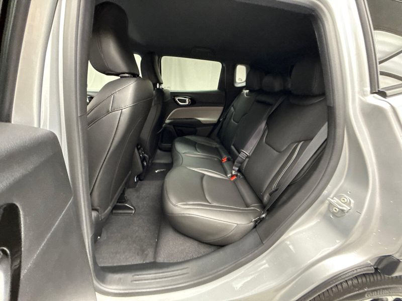 2025 Jeep Compass Limited 4x4Image 18