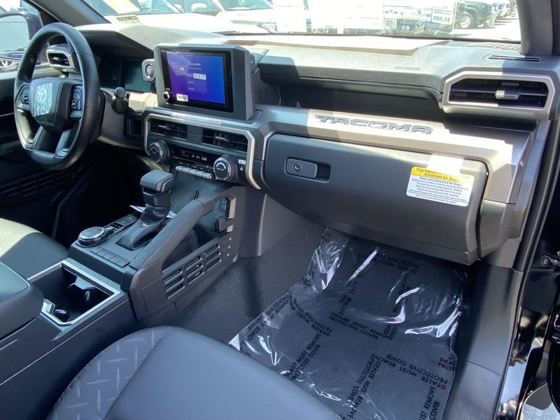 New 2025 Toyota Tacoma SR5Image 9