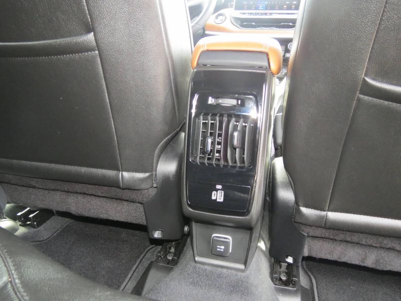 Used 2024 Jeep Compass Limited 4x4 4dr SUVImage 16