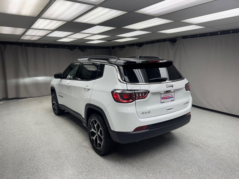 2025 Jeep Compass Limited 4x4Image 2