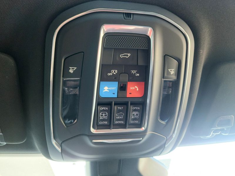 New 2027 Jeep Grand Cherokee Limited 4x4