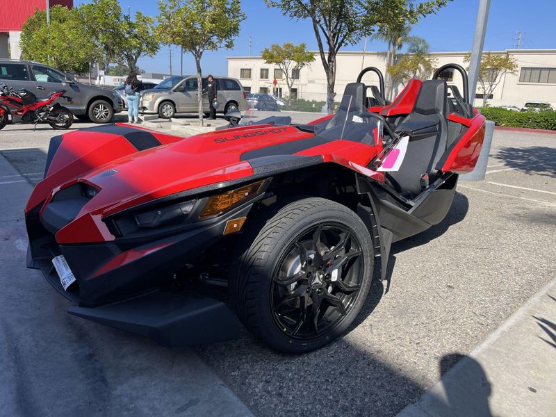 New 2025 Polaris SLINGSHOT S AUTODRIVE Image 11
