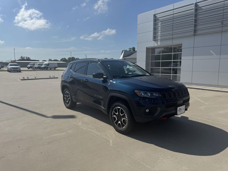 New 2024 Jeep Compass TrailhawkImage 2