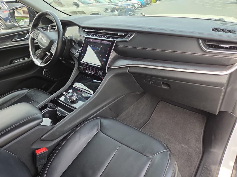 2022 Jeep Grand Cherokee Limited photo 18