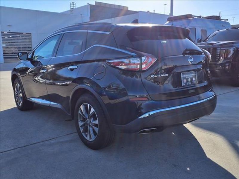 2017 Nissan Murano SVImage 10