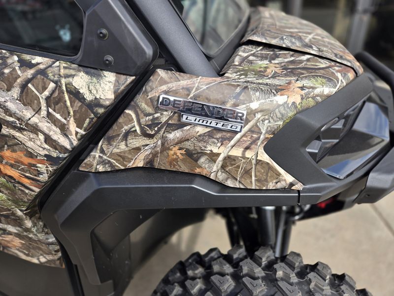 NEW 2026 CAN-AM DEFENDER MAX LIMITED CAB HD11 Image 6