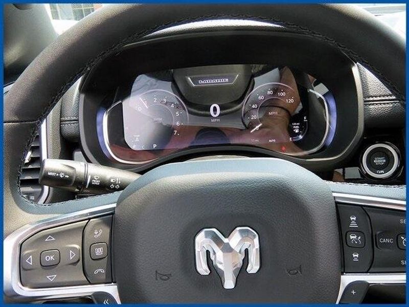 2025 RAM 1500 LaramieImage 15