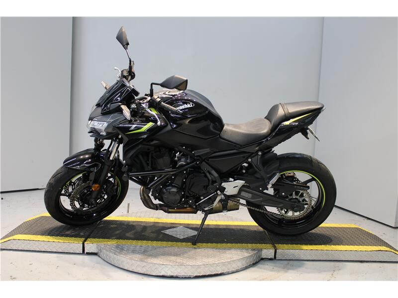 2024 Kawasaki Z650 Image 2