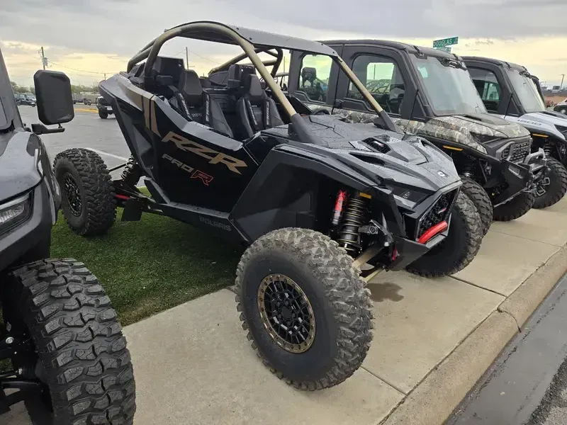 NEW 2025 POLARIS RZR PRO R ULTIMATE Image 8