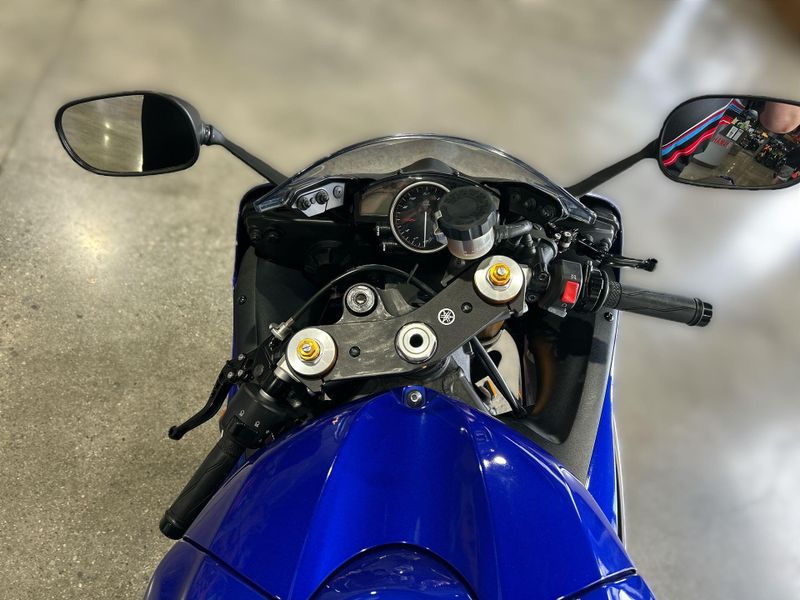 Used 2016 Yamaha YZF-R6 Image 16