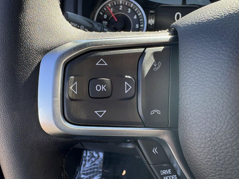 2025 RAM 1500 Big HornImage 18