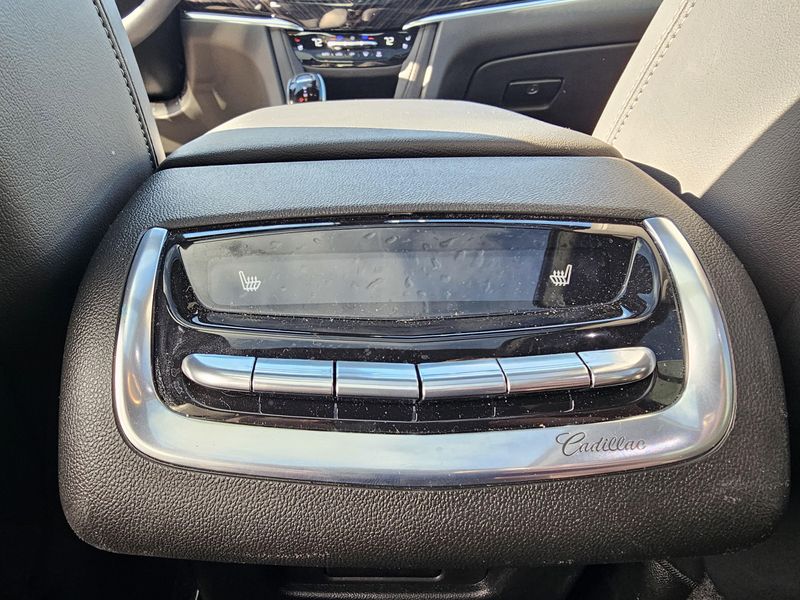Used 2024 Cadillac XT6 AWD Premium LuxuryImage 23