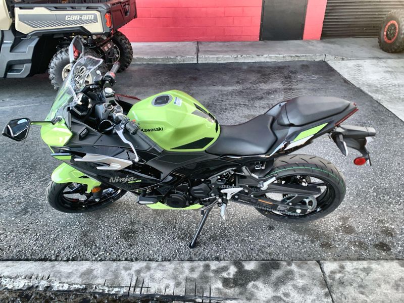 New 2026 Kawasaki NINJA 500 SE ABS Image 12