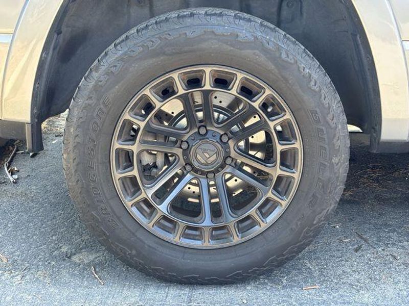 Used 2021 RAM 1500 LimitedImage 6