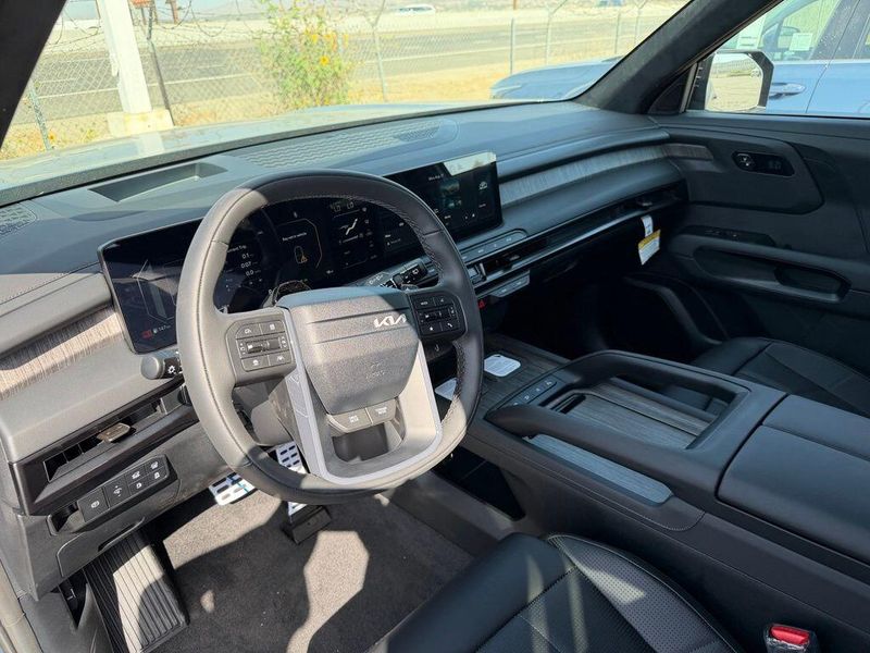 New 2027 Kia Telluride Hybrid X-Line SX PrestigeImage 12