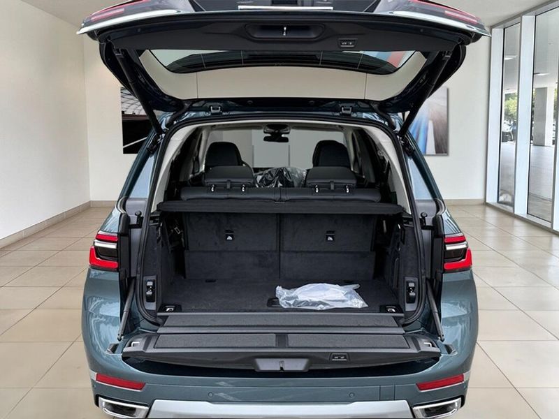 2025 BMW X7 xDrive40iImage 15