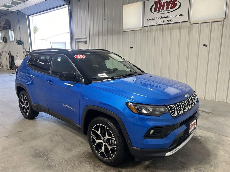 2025 Jeep Compass Limited 4x4Image 3