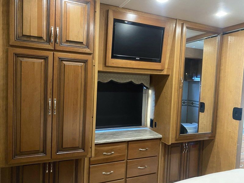 Used 2016 HOLIDAY RAMBLER VACATIONER 34ST MOTOR HOME Image 35