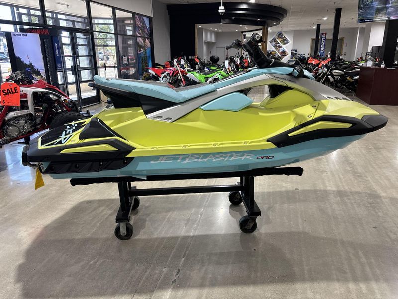 New 2025 Yamaha JETBLASTER PRO (3UP) Image 17