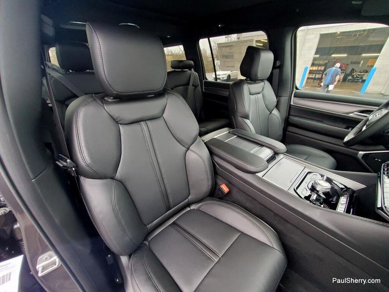 2026 Jeep Grand Wagoneer Upland 4x4