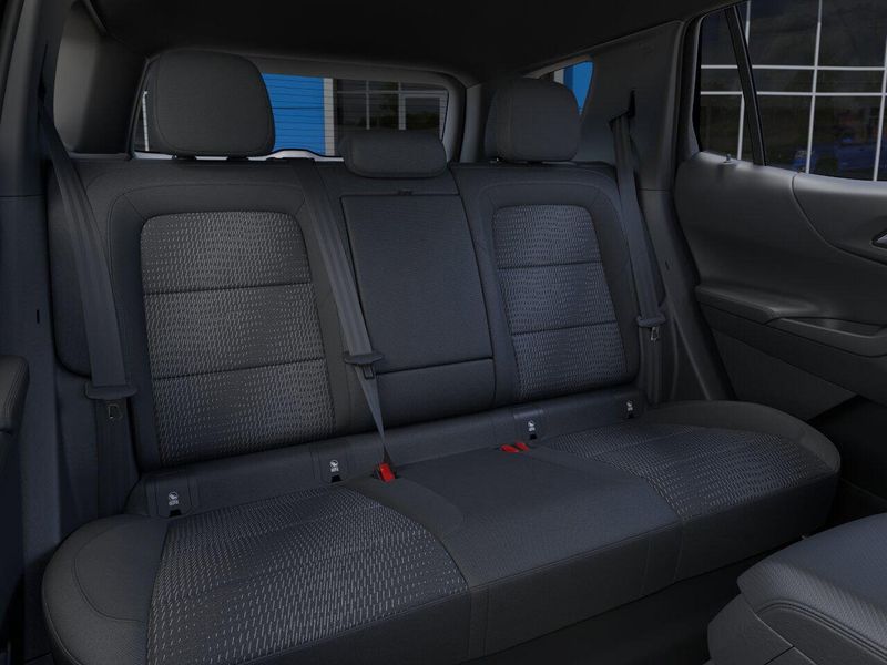 2025 Chevrolet Equinox FWD LTImage 17
