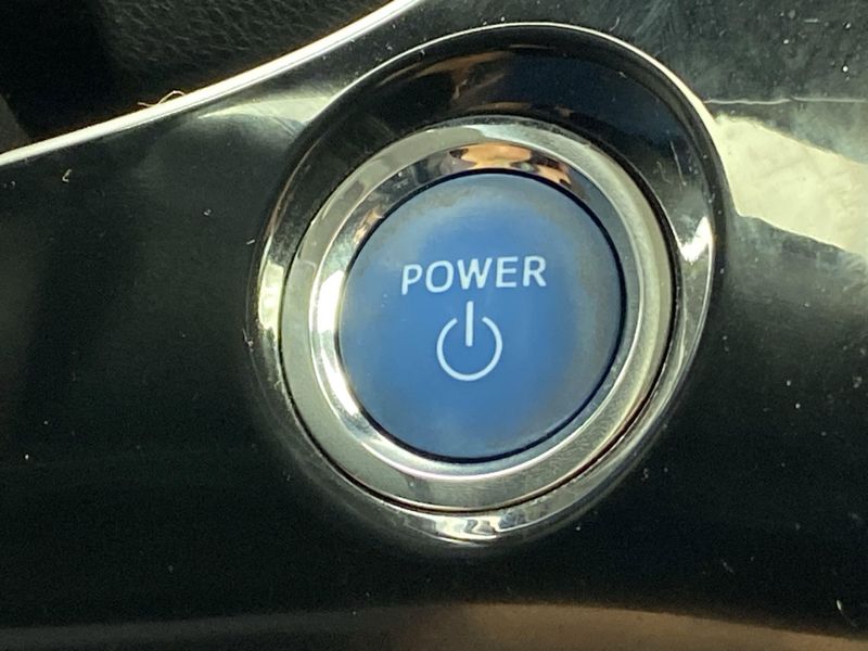 Used 2020 Toyota Prius LEImage 22