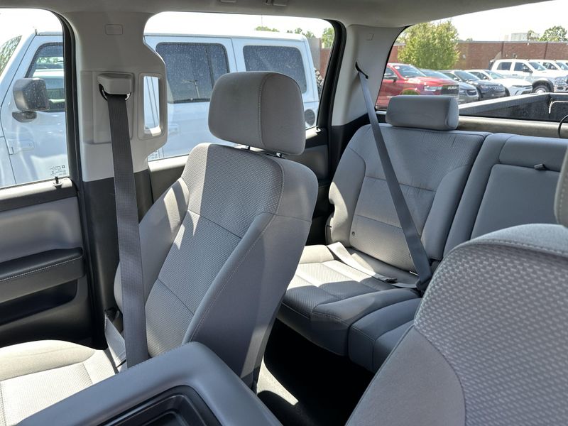 2014 GMC Sierra 1500 Image 24