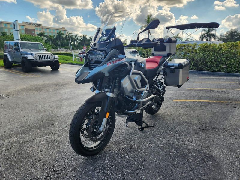 2022 BMW R 1250 GS Adventure Image 3