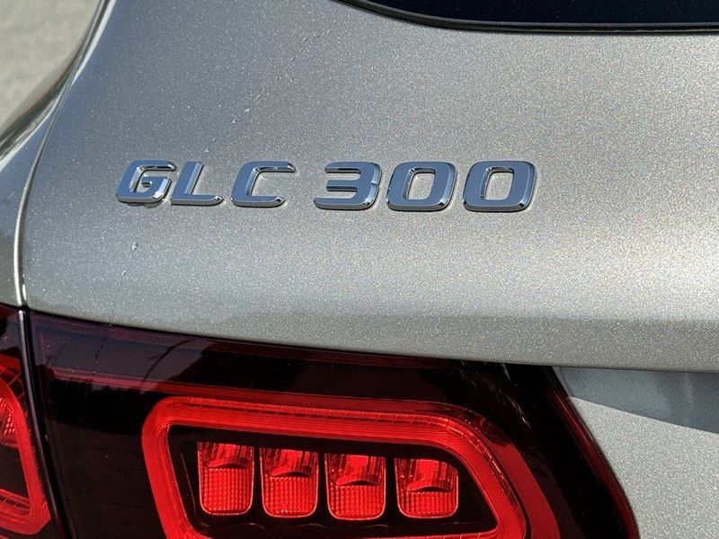 2020 Mercedes-Benz GLC 300Image 11