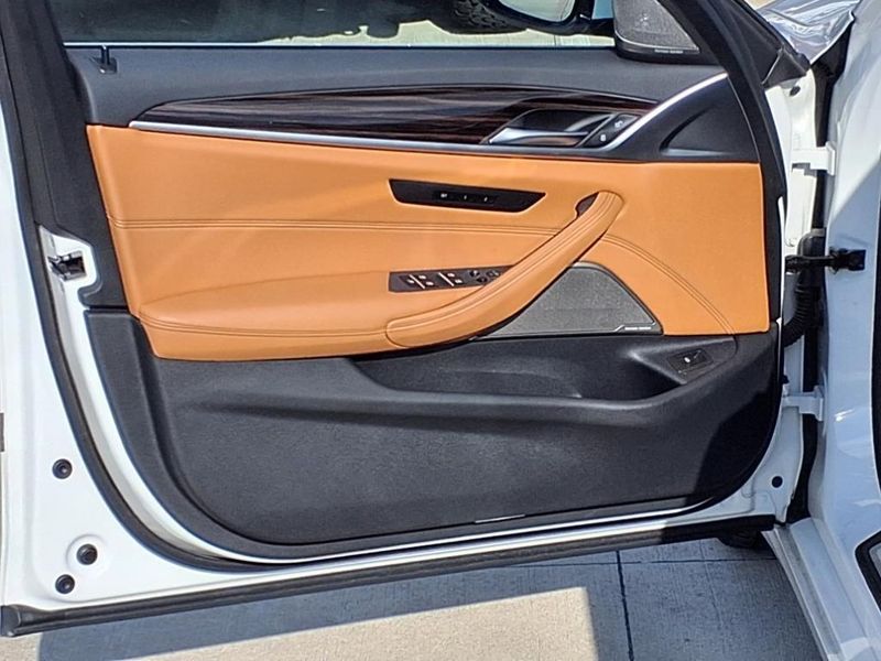 2021 BMW 530i 530iImage 19