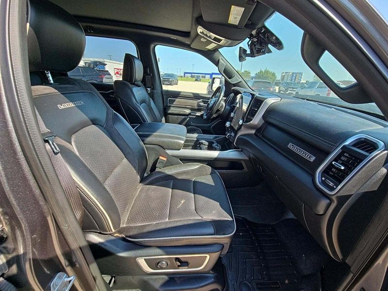 2022 Ram 1500 Laramie photo 3