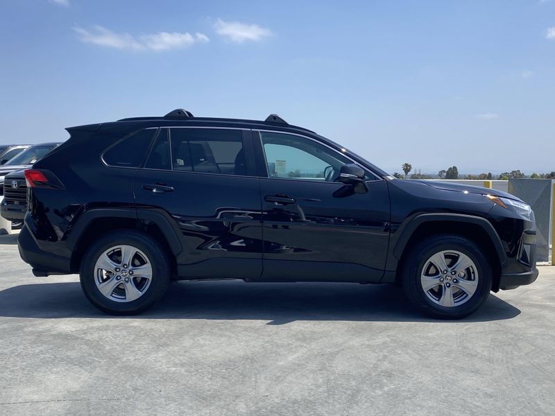 2024 Toyota RAV4 XLEImage 3