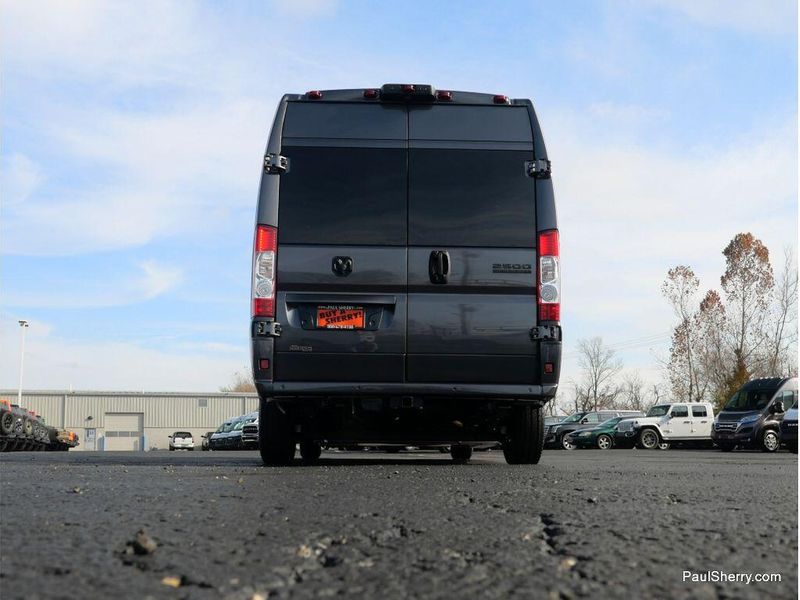 New 2024 RAM Promaster 2500 Slt+ Window Van High Roof 159' Wb