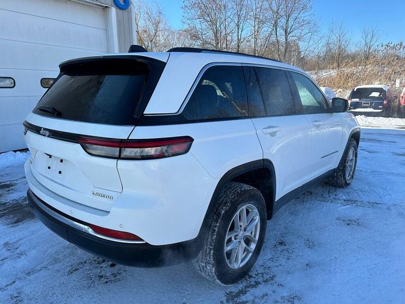 2023 Jeep Grand Cherokee LaredoImage 11