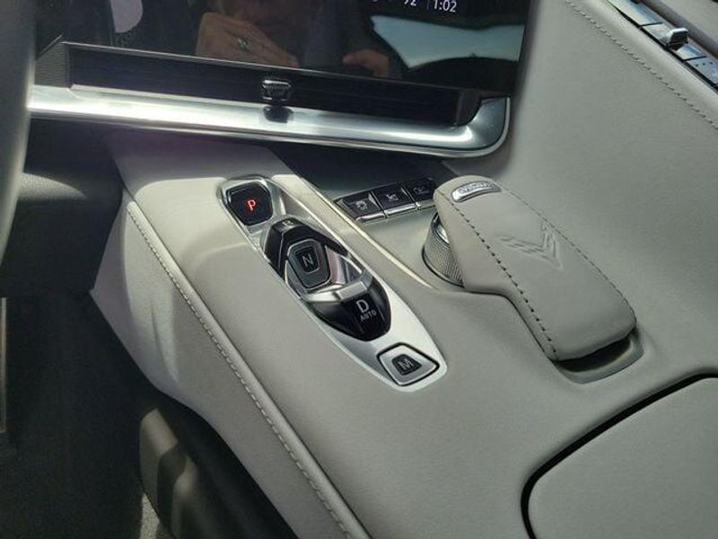 2022 Chevrolet Corvette Stingray 2LT photo 19