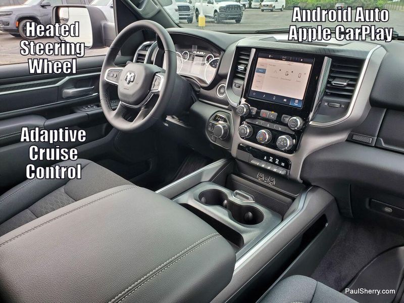 2025 RAM 1500 Big Horn Crew Cab 4x4 5