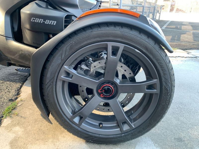 Used 2021 Can-Am RYKER 900 Image 11