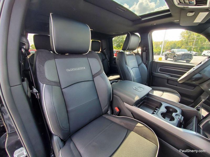 New 2026 RAM 2500 Laramie Crew Cab 4x4 6'4' Box