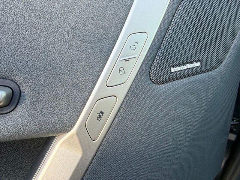 Used 2026 BMW iX xDrive45Image 23