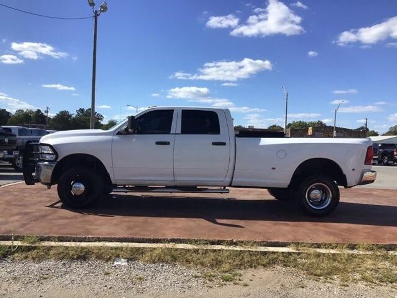 2018 RAM 3500 TradesmanImage 2