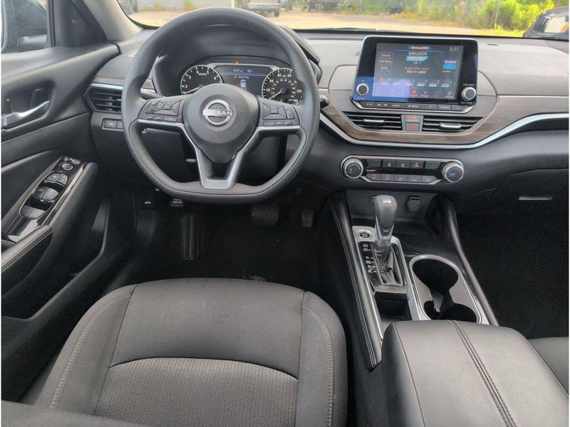 Used 2023 Nissan Altima 2.5 SVImage 32